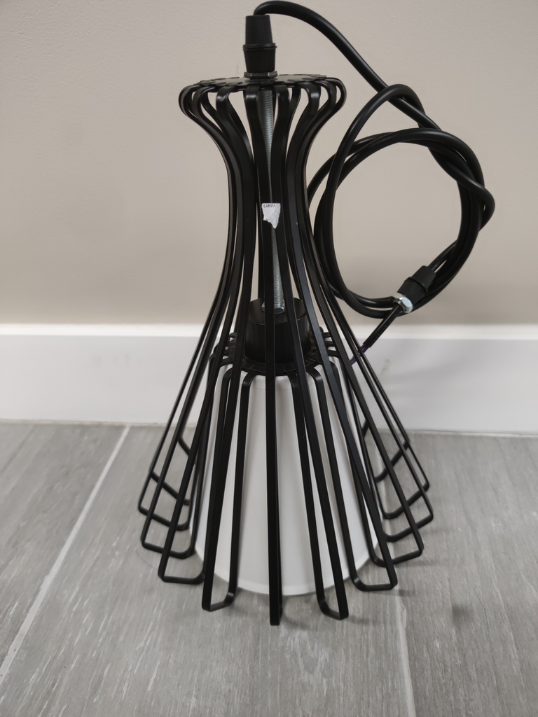 J9981 LAMPARA DE TECHO NEGRA